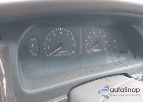 1998 Toyota Avalon z USA, uszkodzony, nr VIN 4TBF1882WU287101